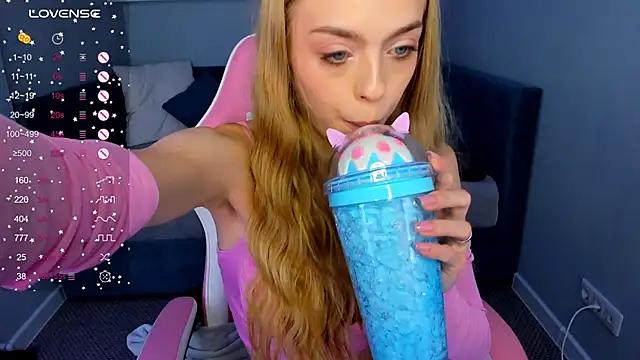 Customizable and immersive: Energize your taste buds and checkout our delicious choice of amateur cams liveshows with excited livestreamers getting their sweet physiques pounded with their beloved vibrating toys.