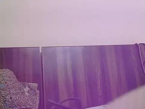Sayra_queen from StripChat is Freechat