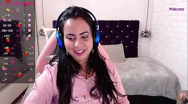 ScaarletJonnes from StripChat