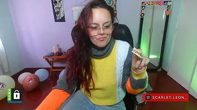 Customizable and immersive: Energize your taste buds and checkout our delicious choice of amateur cams liveshows with excited livestreamers getting their sweet physiques pounded with their beloved vibrating toys.