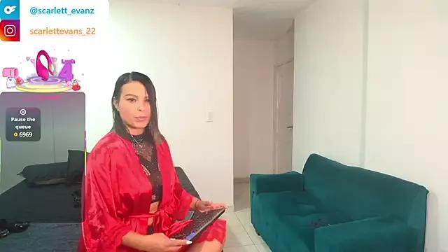 Scarlett_Evanz from StripChat is Freechat