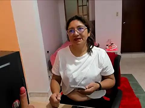 scarlett_mystic from StripChat is Freechat