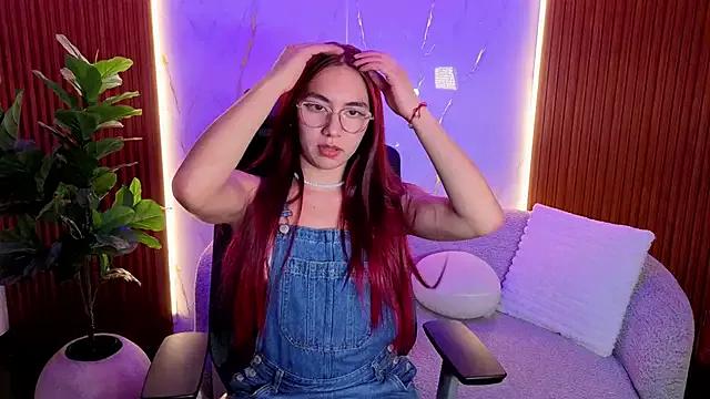 scarlettvg from StripChat is Freechat