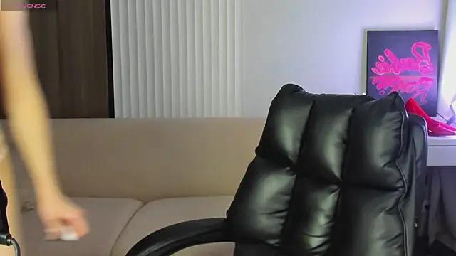 Customizable and immersive: Energize your taste buds and checkout our delicious choice of amateur cams liveshows with excited livestreamers getting their sweet physiques pounded with their beloved vibrating toys.
