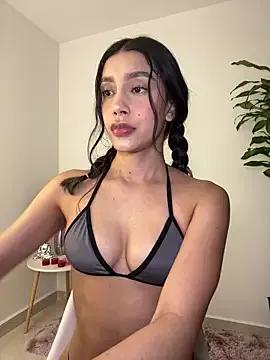 Customizable and immersive: Energize your taste buds and checkout our delicious choice of amateur cams liveshows with excited livestreamers getting their sweet physiques pounded with their beloved vibrating toys.