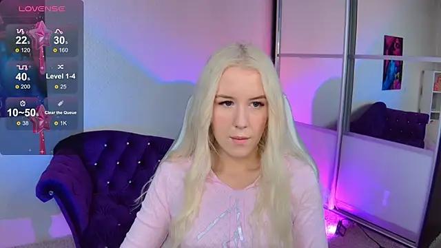 Selenatrend from StripChat