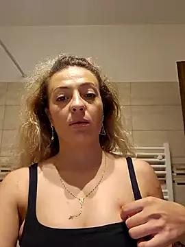 Selenna_emma from StripChat is Freechat