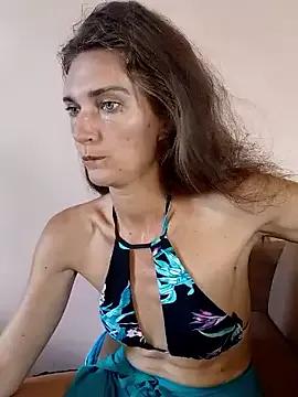 Selumira from StripChat is Freechat