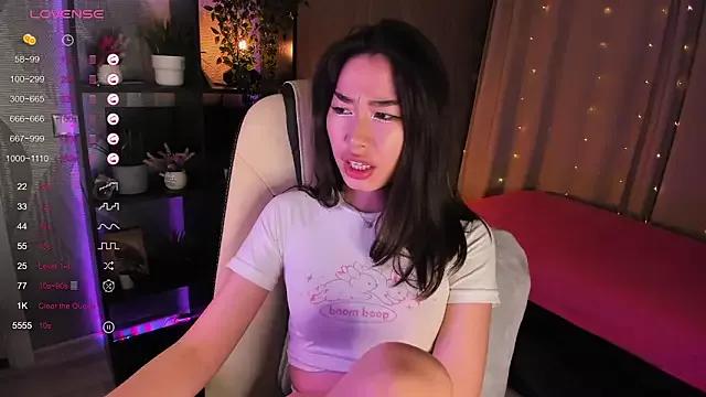 Customizable and immersive: Energize your taste buds and checkout our delicious choice of amateur cams liveshows with excited livestreamers getting their sweet physiques pounded with their beloved vibrating toys.