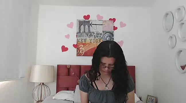 SereneDavos from StripChat