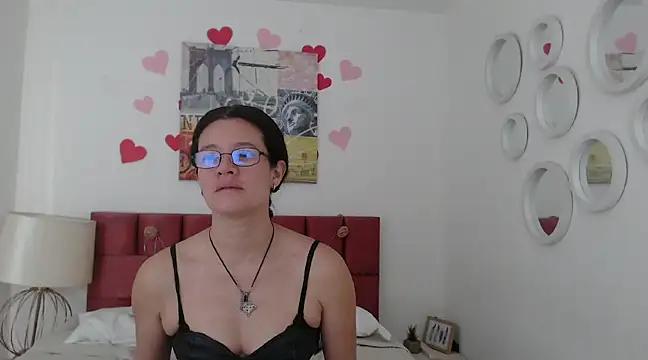 SereneDavos from StripChat