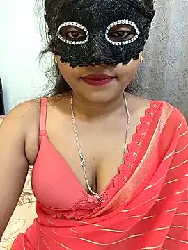Sexy-suhana- from StripChat is Freechat
