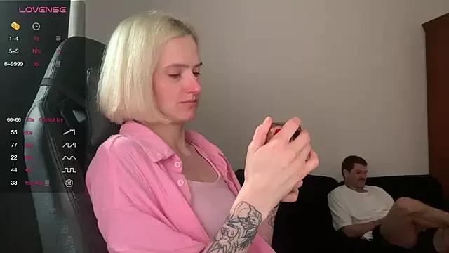 Customizable and immersive: Energize your taste buds and checkout our delicious choice of amateur cams liveshows with excited livestreamers getting their sweet physiques pounded with their beloved vibrating toys.