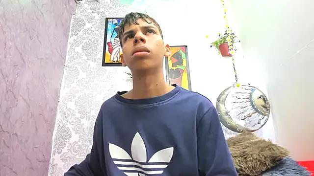 Customizable and immersive: Energize your taste buds and checkout our delicious choice of amateur cams liveshows with excited livestreamers getting their sweet physiques pounded with their beloved vibrating toys.