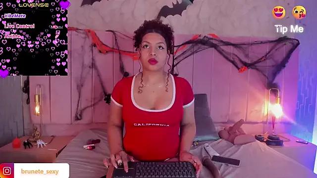 sexydanist from StripChat is Freechat