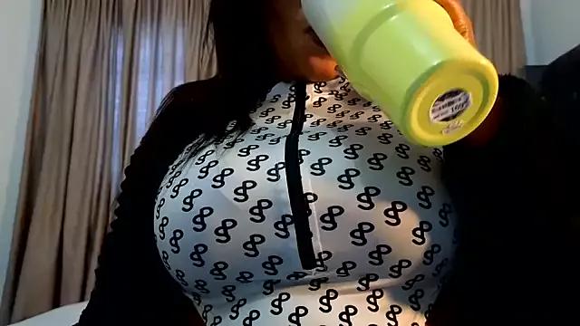 SexyFreaky_ from StripChat is Freechat