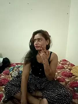 Sexyy_miaa from StripChat is Freechat