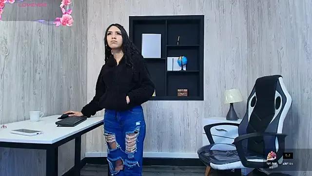 SHANELL_ROUSE4 from StripChat is Freechat