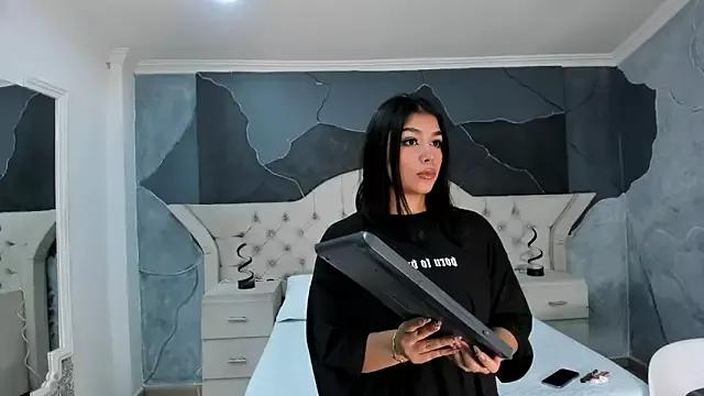 Customizable and immersive: Energize your taste buds and checkout our delicious choice of amateur cams liveshows with excited livestreamers getting their sweet physiques pounded with their beloved vibrating toys.