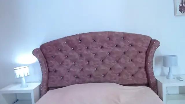 sharon_greey from StripChat is Freechat