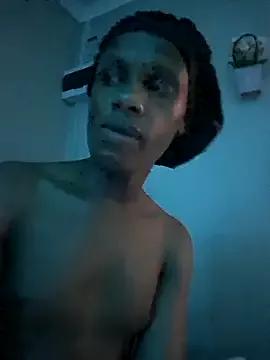 shemale_fantasyXX from StripChat is Freechat