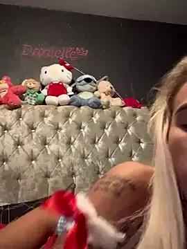 ShortySweet from StripChat is Freechat