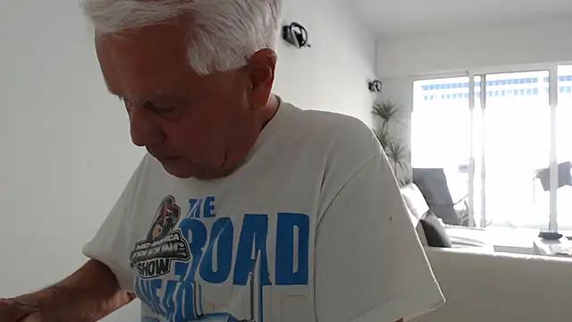silverstallion from StripChat is Freechat