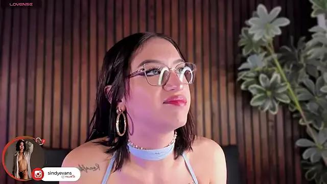 SindyEvans_ from StripChat is Freechat