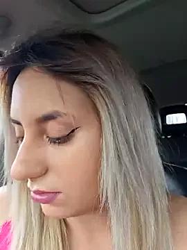 SinfulLovers33 from StripChat is Freechat