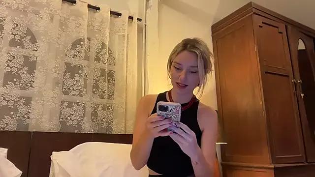 Customizable and immersive: Energize your taste buds and checkout our delicious choice of amateur cams liveshows with excited livestreamers getting their sweet physiques pounded with their beloved vibrating toys.