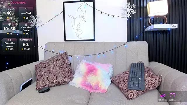 Customizable and immersive: Energize your taste buds and checkout our delicious choice of amateur cams liveshows with excited livestreamers getting their sweet physiques pounded with their beloved vibrating toys.