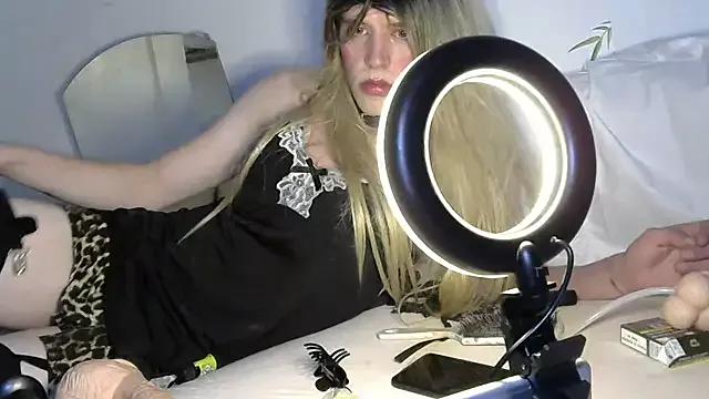sissyslut22jr from StripChat is Freechat