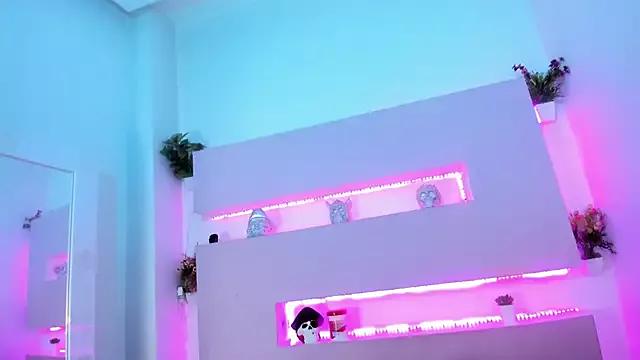 Skye_bluee_ from StripChat is Freechat
