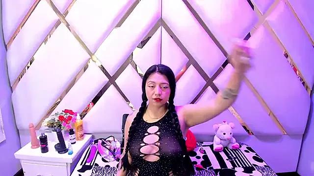 Customizable and immersive: Energize your taste buds and checkout our delicious choice of amateur cams liveshows with excited livestreamers getting their sweet physiques pounded with their beloved vibrating toys.