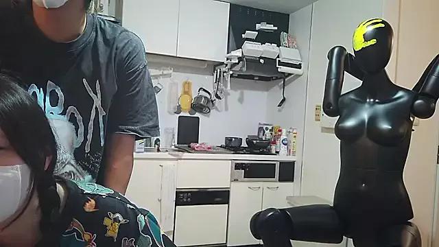 SM_COUPLE_JP from StripChat is Freechat