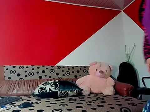 Customizable and immersive: Energize your taste buds and checkout our delicious choice of amateur cams liveshows with excited livestreamers getting their sweet physiques pounded with their beloved vibrating toys.