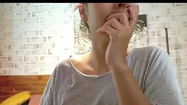 sofi_johansson from StripChat is Freechat