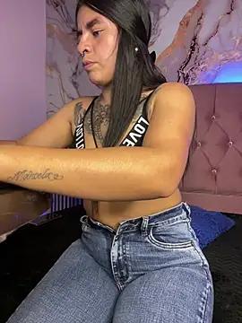 Customizable and immersive: Energize your taste buds and checkout our delicious choice of amateur cams liveshows with excited livestreamers getting their sweet physiques pounded with their beloved vibrating toys.