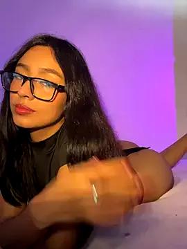 sofialittle_ from StripChat is Freechat