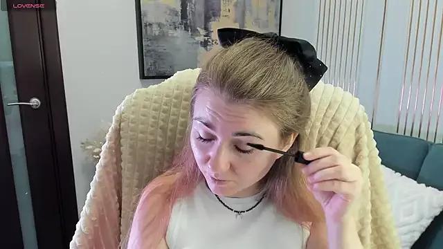 SofiAngela from StripChat is Freechat