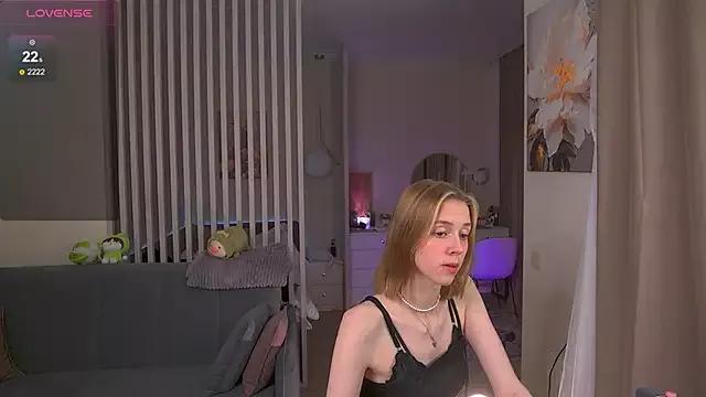 Customizable and immersive: Energize your taste buds and checkout our delicious choice of amateur cams liveshows with excited livestreamers getting their sweet physiques pounded with their beloved vibrating toys.