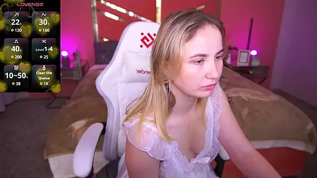 Customizable and immersive: Energize your taste buds and checkout our delicious choice of amateur cams liveshows with excited livestreamers getting their sweet physiques pounded with their beloved vibrating toys.
