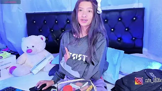 Sofiia_cute_ from StripChat is Freechat