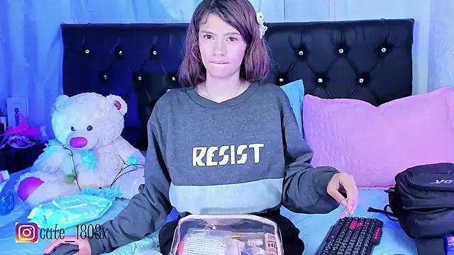 Sofiia_cute_ from StripChat is Freechat