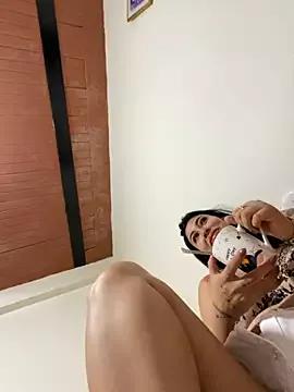 Customizable and immersive: Energize your taste buds and checkout our delicious choice of amateur cams liveshows with excited livestreamers getting their sweet physiques pounded with their beloved vibrating toys.