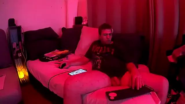 SONLUKE29 from StripChat is Freechat