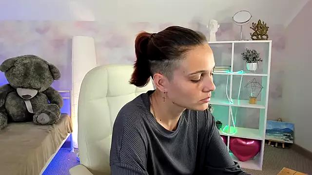 Sonya_Bladee from StripChat is Freechat