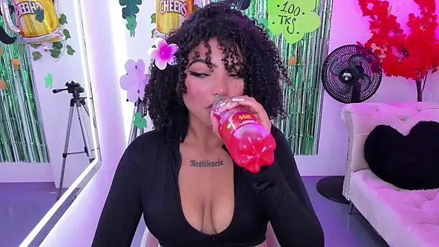 Customizable and immersive: Energize your taste buds and checkout our delicious choice of amateur cams liveshows with excited livestreamers getting their sweet physiques pounded with their beloved vibrating toys.