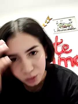 Customizable and immersive: Energize your taste buds and checkout our delicious choice of amateur cams liveshows with excited livestreamers getting their sweet physiques pounded with their beloved vibrating toys.