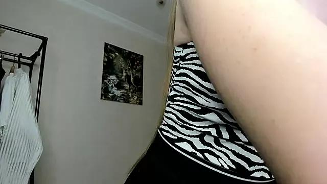 Sophia_turn from StripChat is Freechat